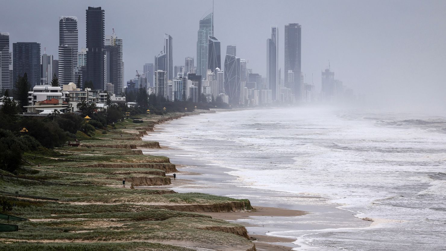 Tropical Cyclone Alfred whips up wind, rain on slow march to Australian coast