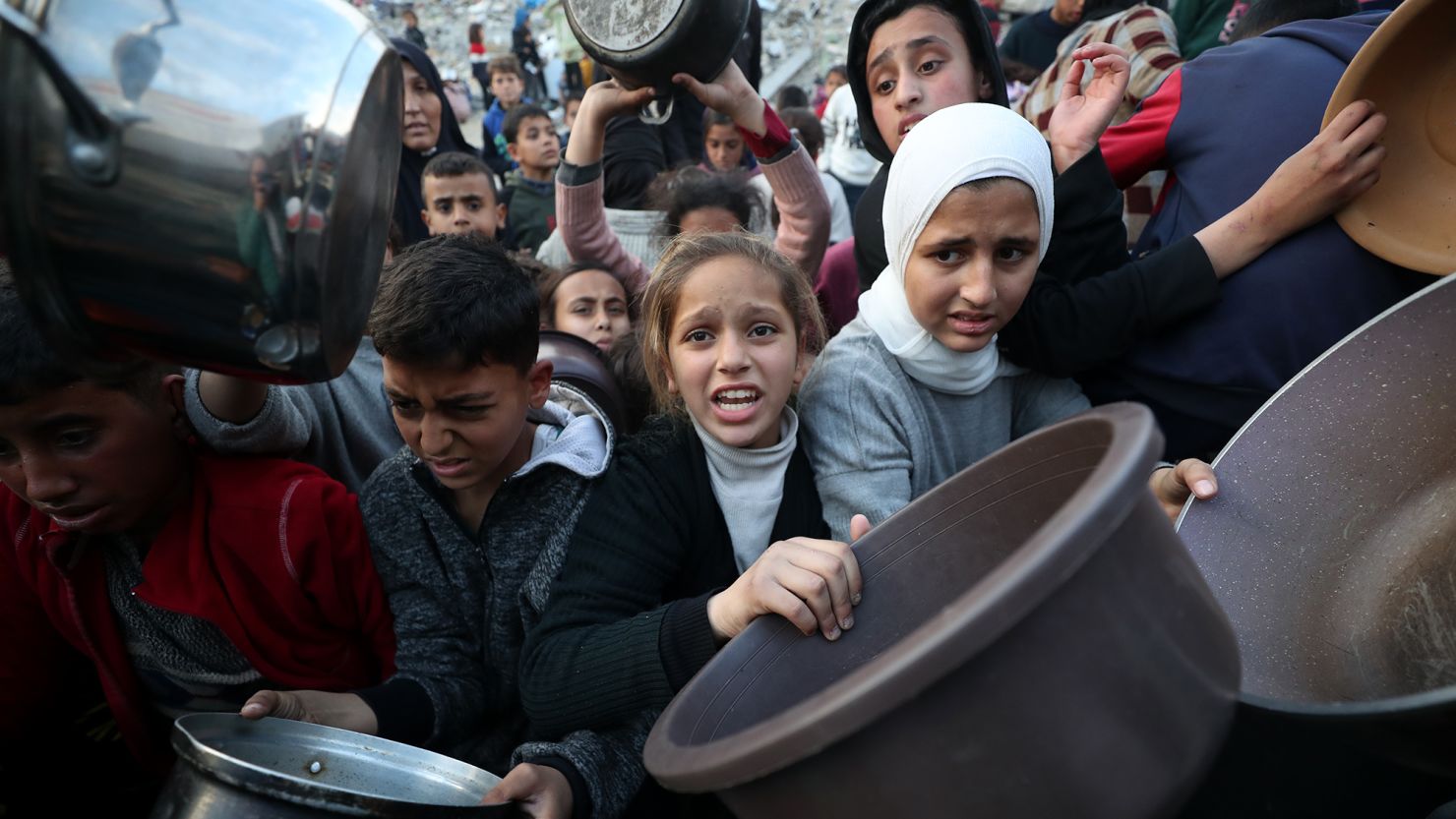 ‘They are fighting us through our food’: Gazans face new Israeli aid blockade